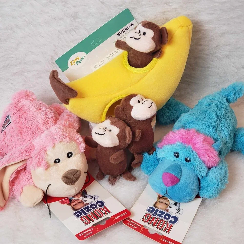 3 Dog Toys - KONG COZIE Plush Rabbit & Lion + ZIPPY PAWS Monkey & Banana Burrow - Picture 1 of 16